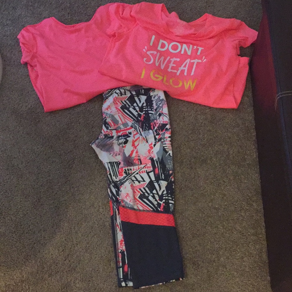 I don’t sweat I glow danskin legging outfit